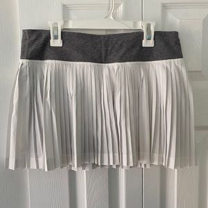 Lululemon pleat to street skirt